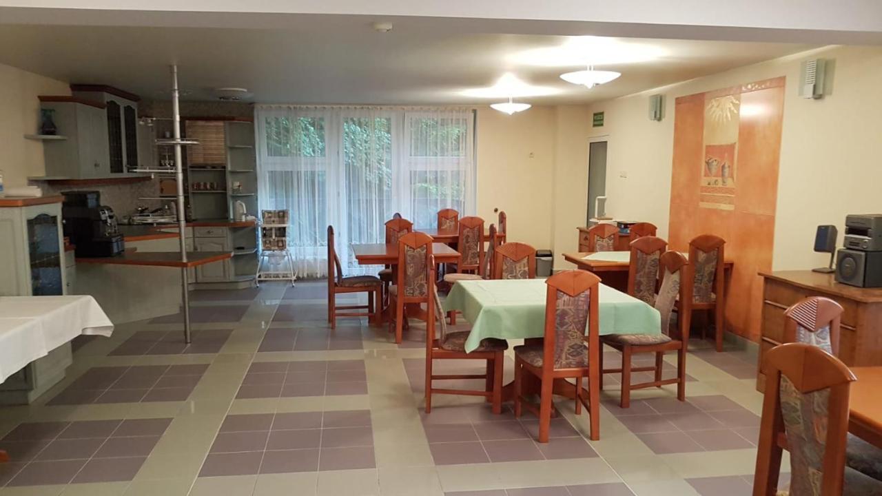 Familijny Osrodek Wypoczynkowo - Rehabilitacyjny Krynica Zdroj 호텔 외부 사진