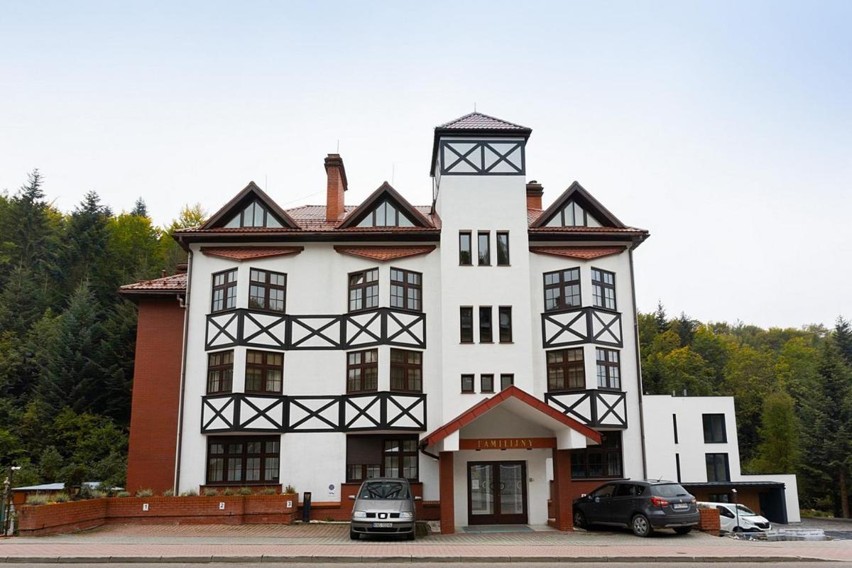 Familijny Osrodek Wypoczynkowo - Rehabilitacyjny Krynica Zdroj 호텔 외부 사진